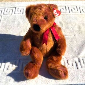 Taffybeary Classic Beanie Buddies Bear . TY Beanie Buddies . 1999 Retired 14"